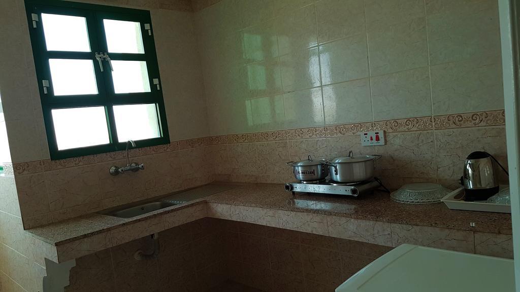 Al Majd Hotel ‘Ibrī Екстериор снимка