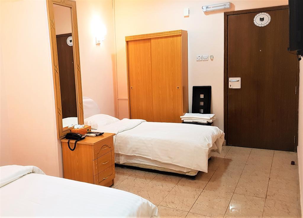 Al Majd Hotel ‘Ibrī Екстериор снимка